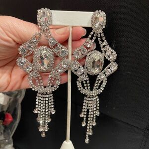 NWOT Elegant Silver Crystal Chandelier Earrings